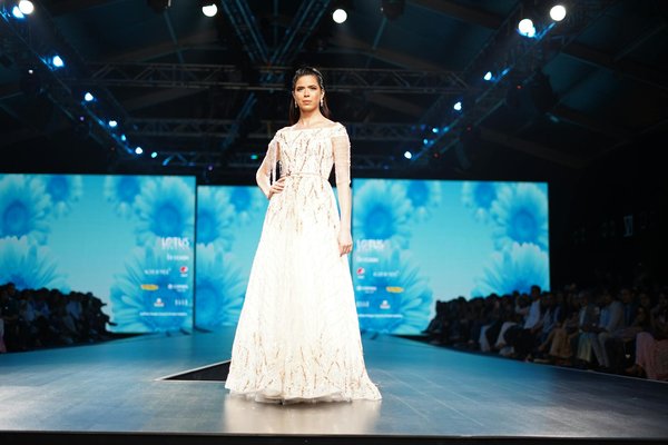 Enfants vegans : mode de vie ou maltraitance ?